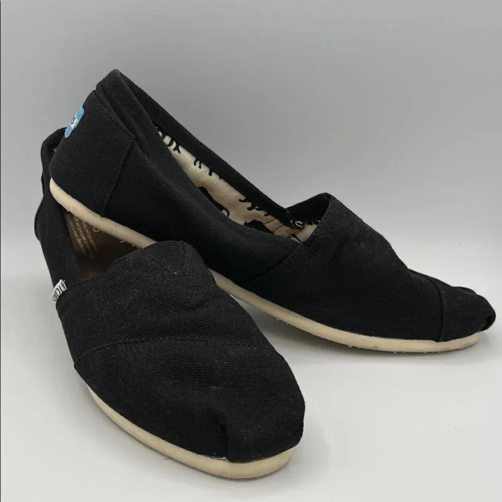 Toms Slip On Black Canvas Slip-On Shoes W12